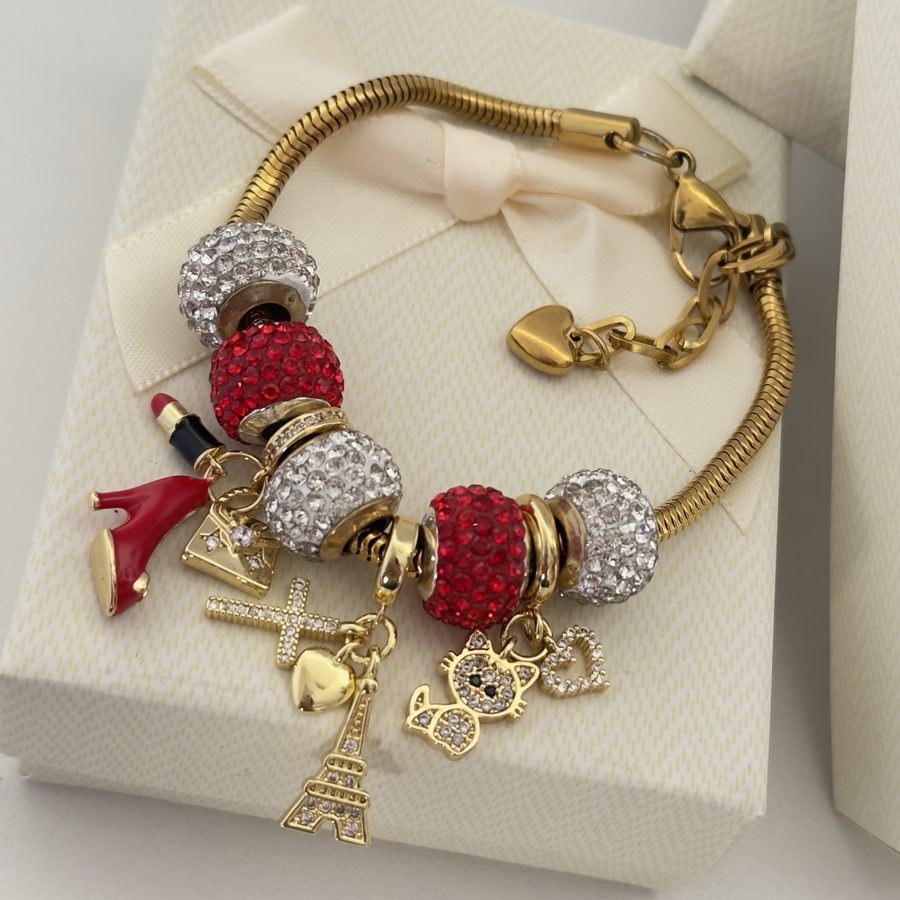 Pulsera Glam Carmín: labial, tacón, bolso y una noche en parís
